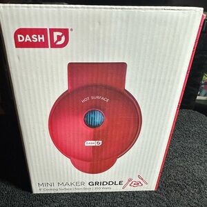 Dash Mini Maker Griddle - Red